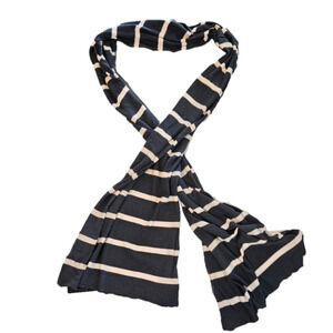 Chaser Dark Gray Striped Scarf